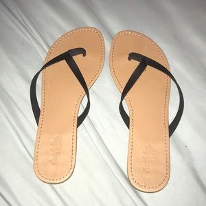 charlotte russe flip flops !